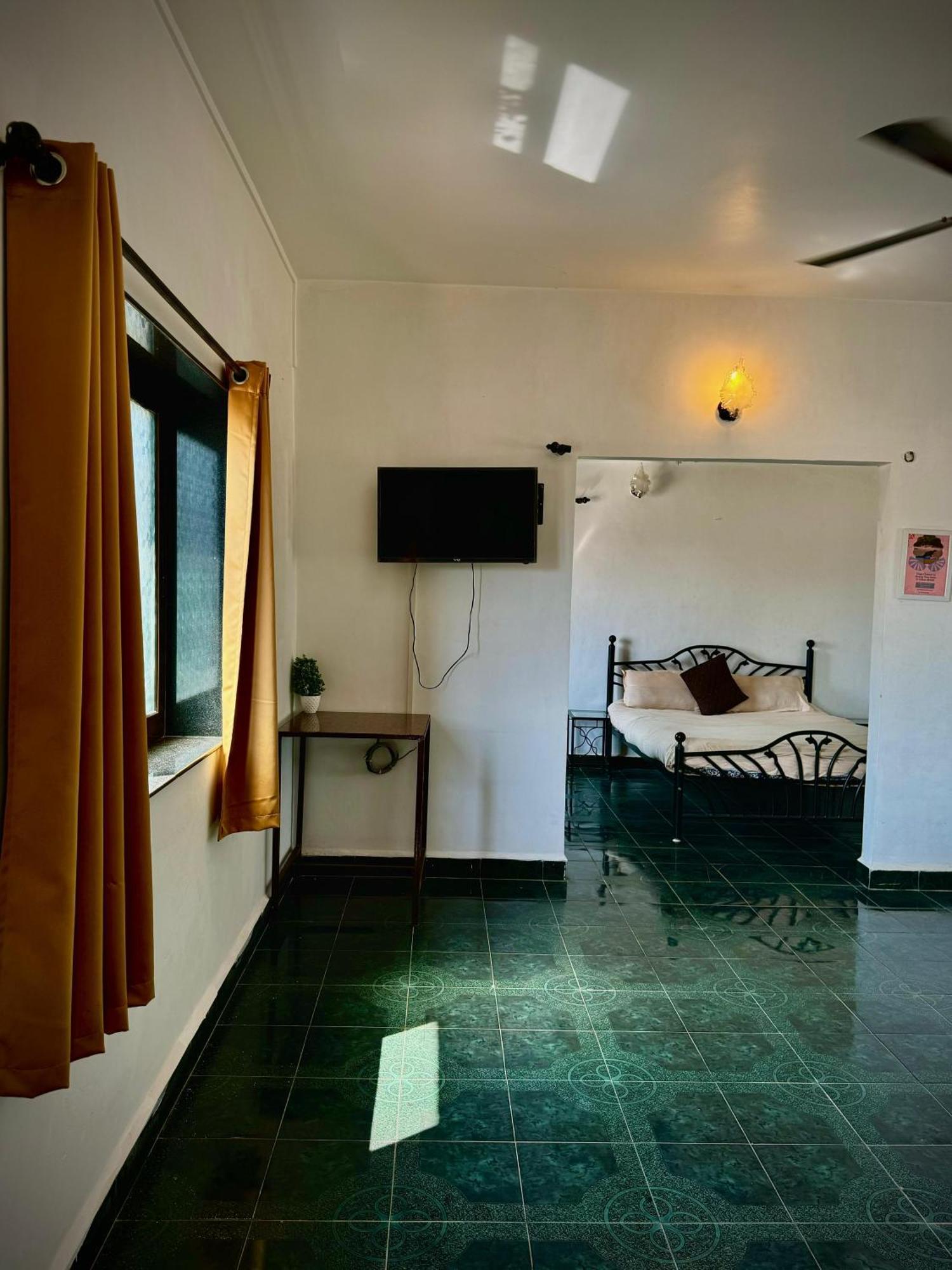 1Bhk Suites With Kitchen & Pool By Goaround Homes At 瓦加托 外观 照片