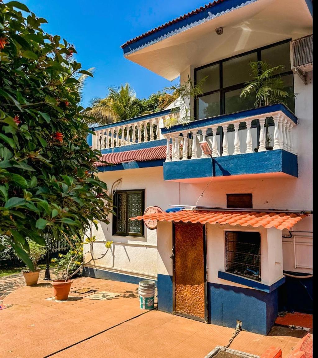 1Bhk Suites With Kitchen & Pool By Goaround Homes At 瓦加托 外观 照片